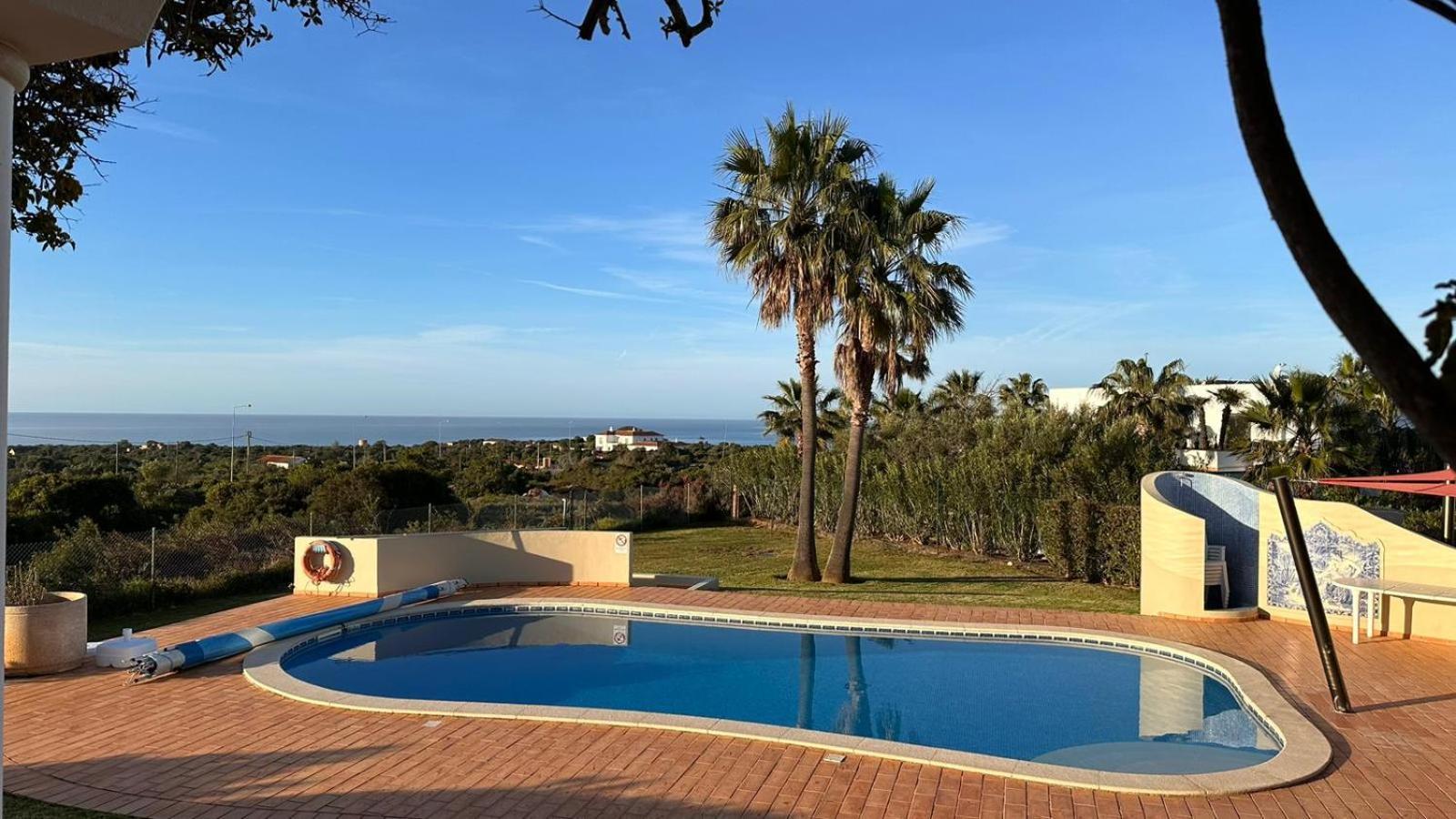 Villa With Beautiful See Views & Spacious Garden Ferragudo  Exteriör bild